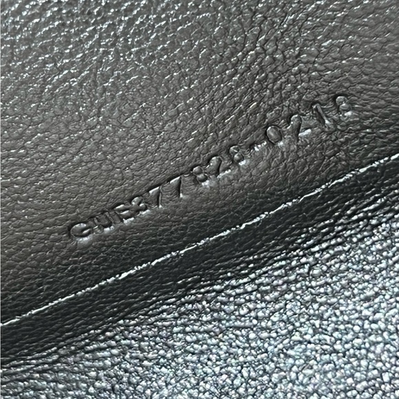 CLASSIC CASSANDRE CHAIN WALLET IN GRAIN DE POUDRE LEATHER DARK BEIGE - Picture 11 of 12